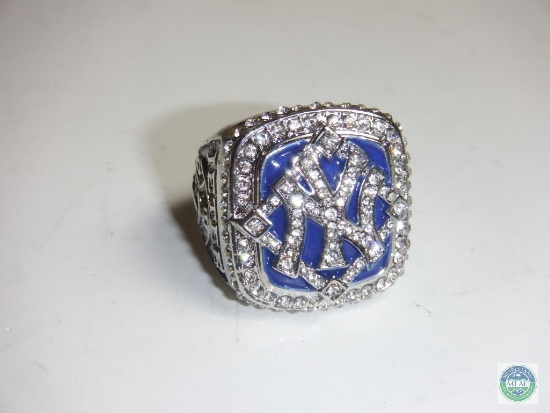 World Champions New York Yankees 2009 Jeter silver tone Ring