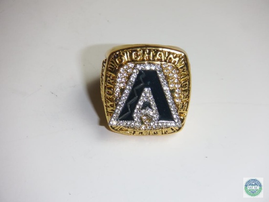 World Champions Arizona Diamondbacks Gold tone Ring 2001 Johnson