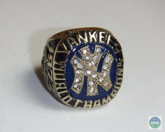 World Champions 1977 New York Yankees Munson Gold tone Ring