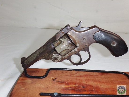 US Revolver CO .38 top latch Revolver