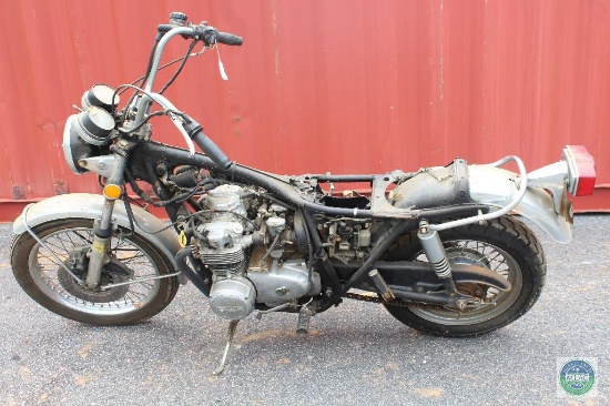 Honda motorcycle (with title)