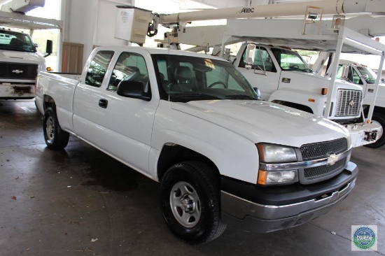 2004 Chevrolet 1500 Silverado 4x4 Truck.