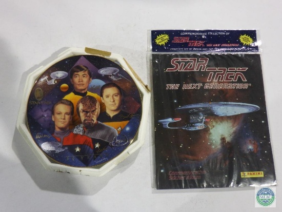 Star Trek Collector Plate Starfleet Navigators 30 years & Sticker Album