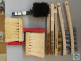 Lot of Cleaning Brushes, Paste Brush, Wire Brush, etc.