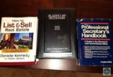 Mixed lot of books