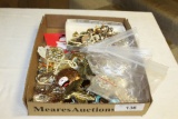 1 Lot of Jewelry.