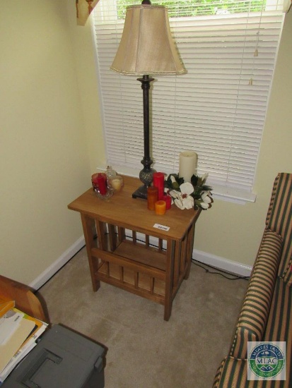Side table/magazine table with lamp and contents