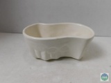 Hull Pottery B2 Ivory Mushroom Pattern Planter Bowl Dish