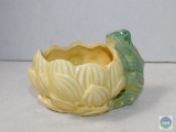 Pottery Frog on lily Pad Flower Pot Planter Green & Yellow