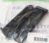MAC-R, SIG P226, Two magazines