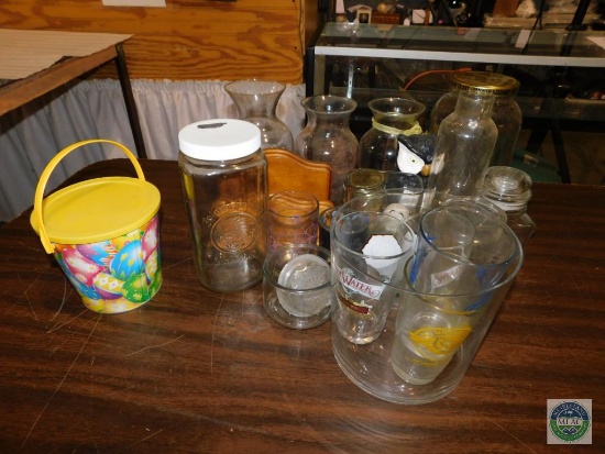 Lot Glass Vases, Jars, and Decorative Items