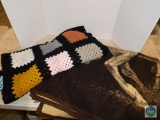 Lot 2 Vintage Blankets / Afgans