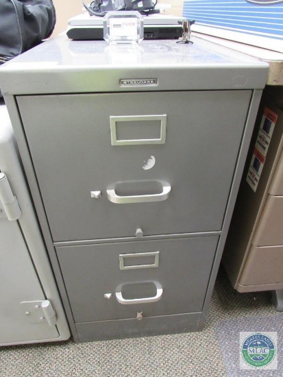 Steelcase two-drawer file cabinet - no contents