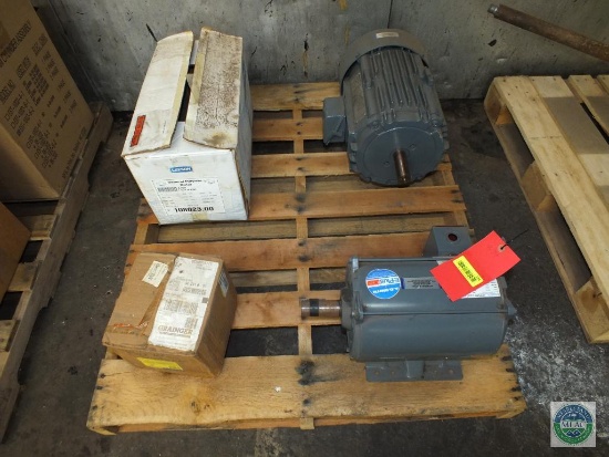 Lot of Electric Motors & Transformer
