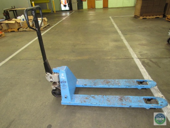 ULINE H-3762 - narrow fork - 4400-pound capacity pallet jack