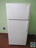 Electrolux refrigerator with top freezer