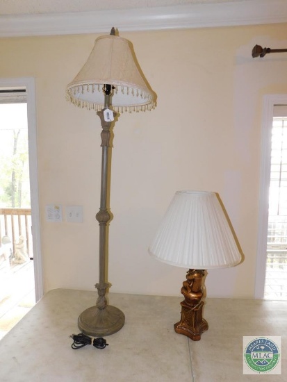 Lot of Lamps Floor Lamp and 2 Table Lamps