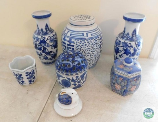 Lot Blue & White Oriental Style Vases