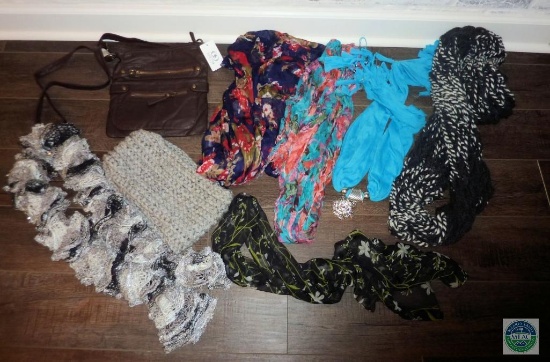 New Ladies Brown Purse & Lot 7 Scarfs