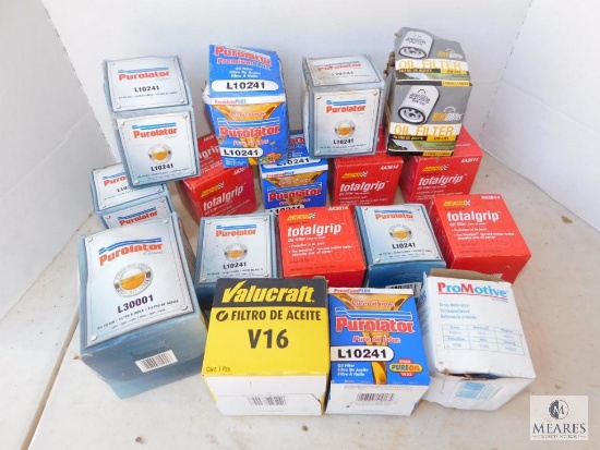 Lot of New Automotive Oil Filters Purolator +