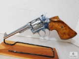 Smith & Wesson S&W 38 Special Revolver w/ Custom Target Wood Grips