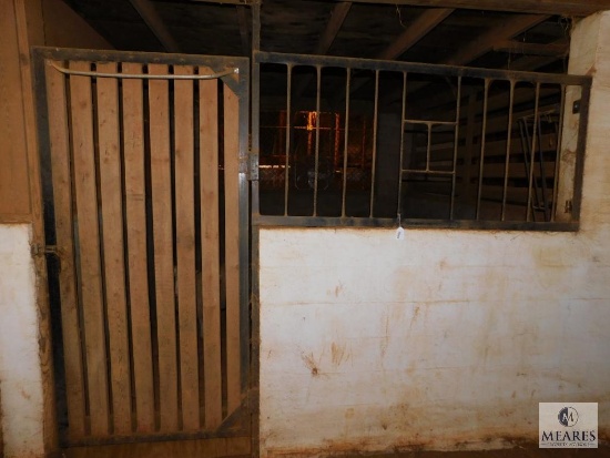 Metal Frame Horse Stall Bars & Wood Door