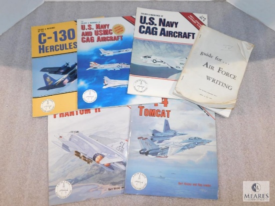 Lot US Navy / Airforce / USMC Colored Books CAG Aircraft F-14 Tomcat, F-4E Phantom, Hercules +