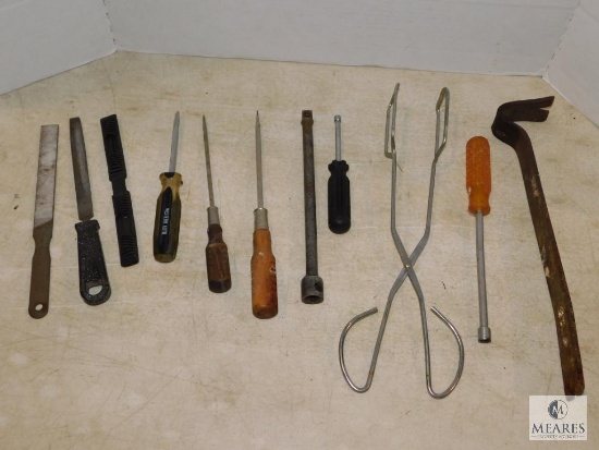 Lot of Various Hand Tools Screwdrivers, File, Socket Extension, Nail Puller