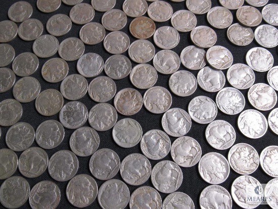 Group of 100 Buffalo nickels - 1920s and 1930s - full dates