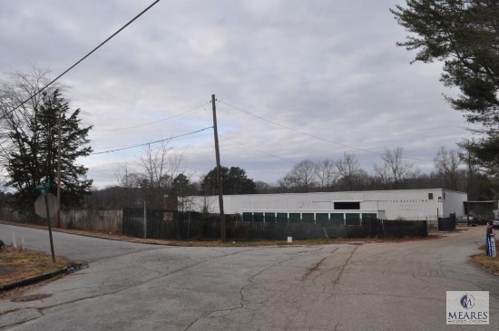 Easley, SC - Commercial Building with acreage - 100 Maple Street