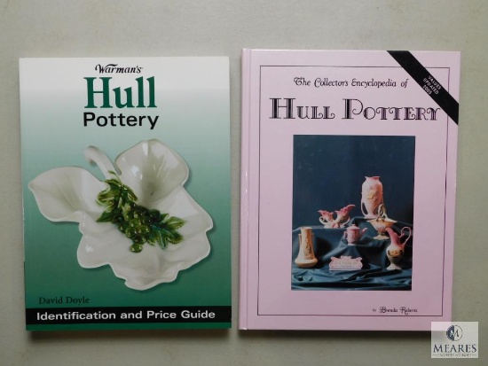 Hull Pottery ( Brenda Roberts), Hull Pottery Identification & Value Guide ( David Doyle)