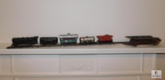 Set of Vintage Tin Toy Train Set 6 Cars & Track