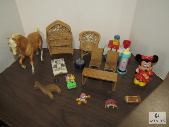 Lot Vintage Toys Horse, Doll house Furniture, Minnie Mouse, +