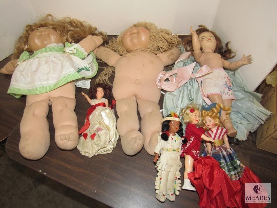 Large Lot of Vintage Dolls & 2 70's Cabbage Patch Kids Dolls