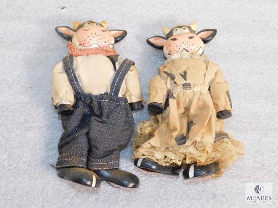 Lot of 2 Cow Figurines Farmhouse Decoration