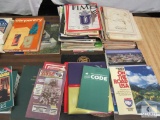 Table lot of books, magazines ( Refer to photos for details of books)