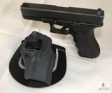 Glock 22 .40 Semi-Auto Pistol w/ Blackhawk Holster
