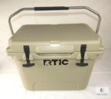 Rtic Cooler 20 in Tan Holds up to 24 Cans + Ice w/ Carrying Handle