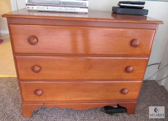 3 drawer wooden dresser