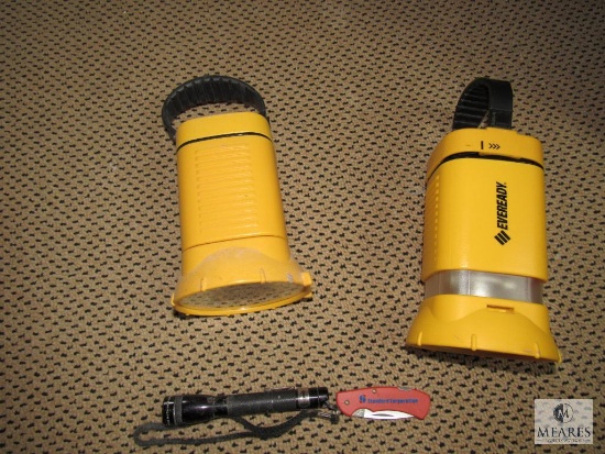 Flashlight Lot: Eveready Flashlight Lamps, Maglite, and Zippo brand Knife