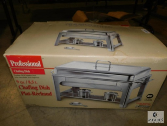 9 Quart Chafing Dish Stainless Steel in original box