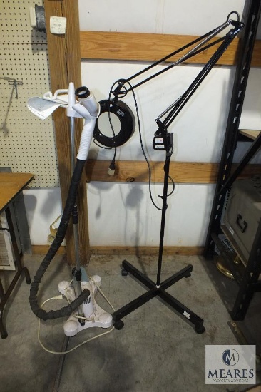 Tobi Electric Steamer and Adjustable Magnifying Lamp