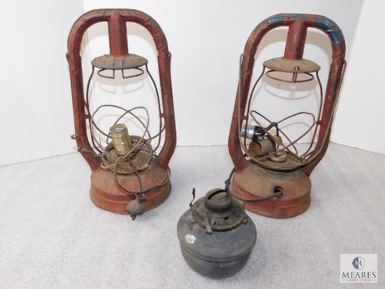 Lot 2 Monarch Vintage Lanterns - Missing Glass Globes