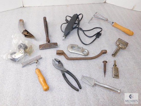 Lot of hand held tools