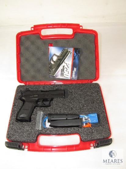 Sig Sauer P250 .40 S&W Semi-Auto Pistol