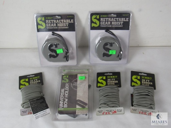 Lot New Summit Accessories Treestand Bow Holder, 2 Retractable Gear Hoist, 3) 30' Rubber Wire