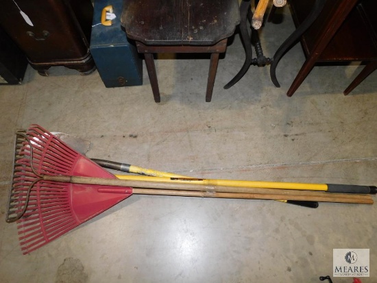 Lot Yard Tools Shovel, Gravel Rake, and Garden Rake