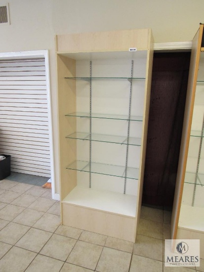 Freestanding display cabinet