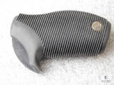 Taurus Ribbed Rubber Grips