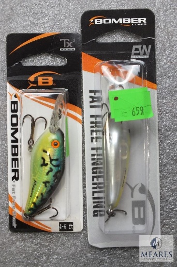 2 new bomber Fishing lures